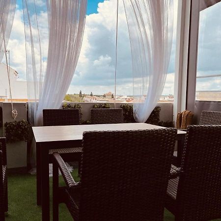 Novo Apartahotel & Restaurante Лас-Кабесас-де-Сан-Хуан Экстерьер фото