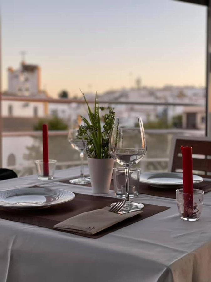 Novo Apartahotel & Restaurante Лас-Кабесас-де-Сан-Хуан Экстерьер фото